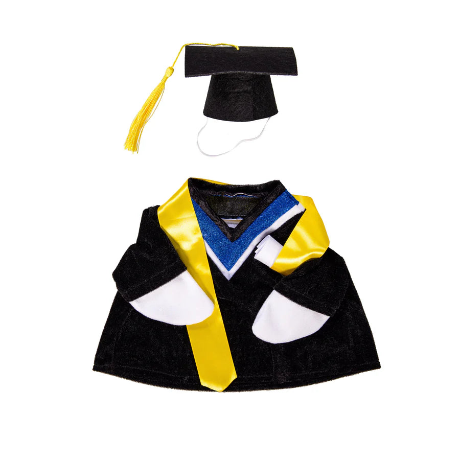 Porch Goose Outfit | Graduation Day