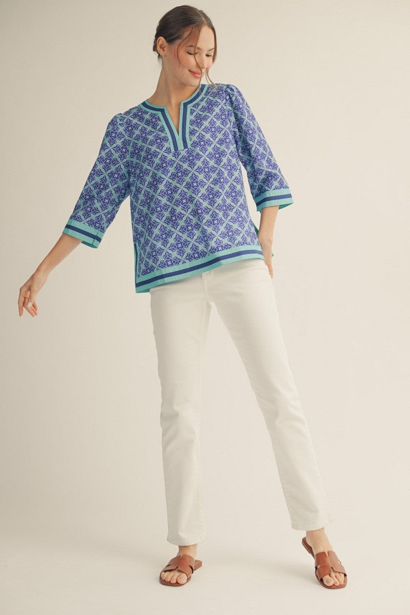 Color Contrast Detail Medallion Pattern Top