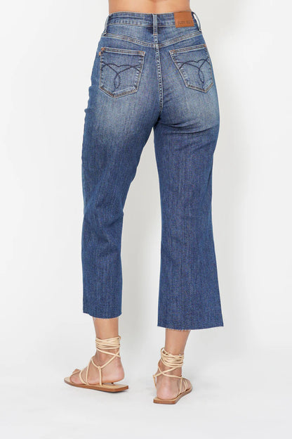 High Waist Back Pocket Embroidery Crop Leg Jeans