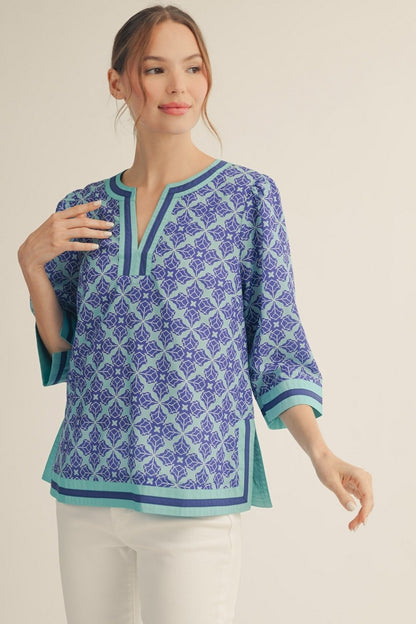 Color Contrast Detail Medallion Pattern Top