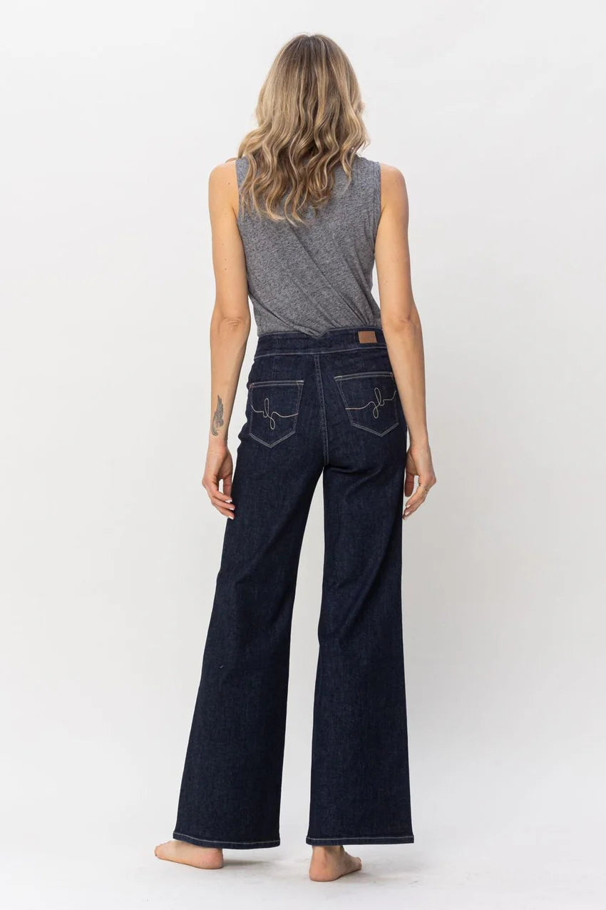 High Waist Rinse Wash Geometric Waistband and Pocket Embroidered Wide Leg Jeans