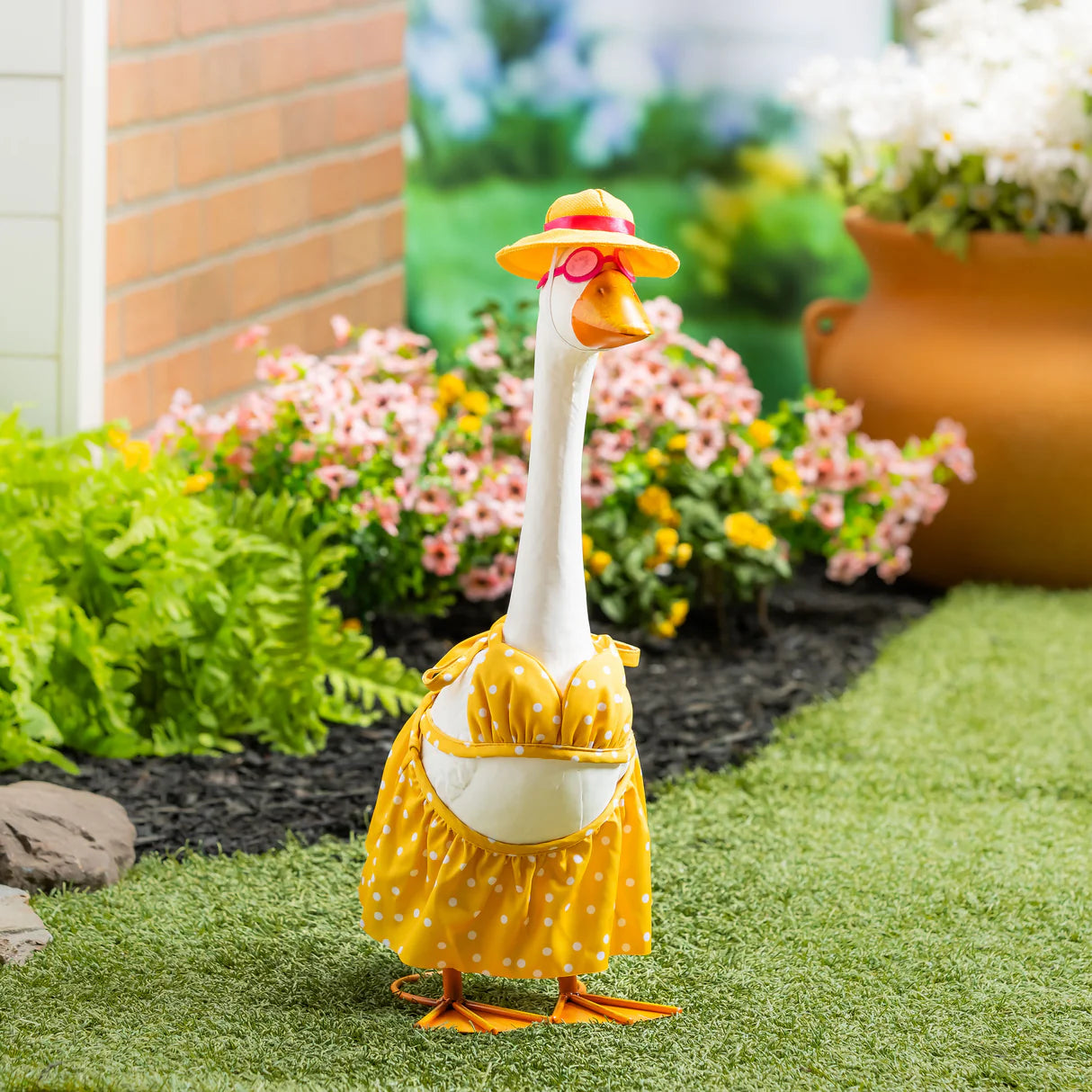 Giddy the Goose Outfit | Swimwear