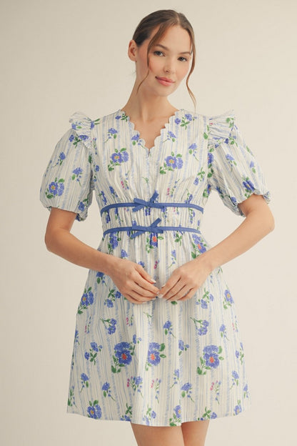 Tiny Bow Waistline Accent Lovely Floral Dress